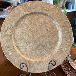 Elegant Gold Embossed Charger Plate